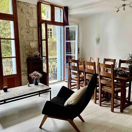 Apartment La Charmante Maison Aux Volets Bleu -