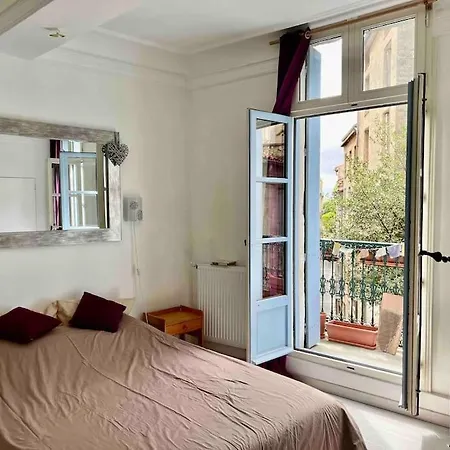 Apartment La Petite Maison Aux Volets Bleu -